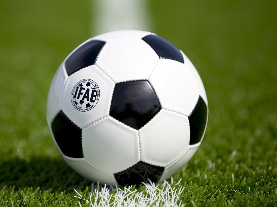 爱游戏入口-“腰旗式美式橄榄球：成都七中东部带来新兴运动挑战”  第3张