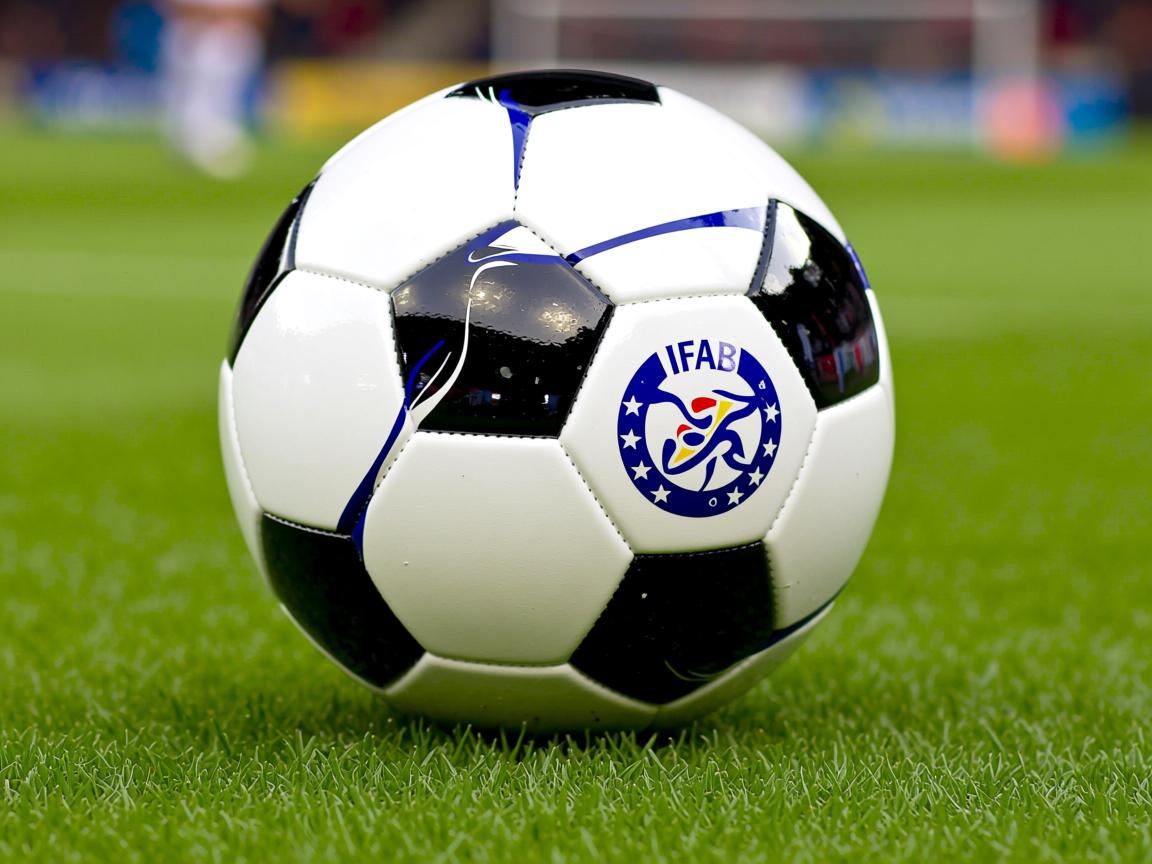 爱游戏app-罗马尼亚队在国际乒联混合团体世界杯中迎难而上，罗马尼亚乒乓球选手  第3张